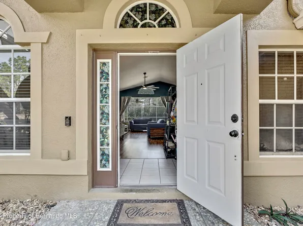 11346 Labrador Duck Rd, Weeki Wachee, FL 34614