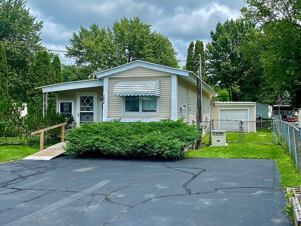 2640 Bayberry Ct photo 1