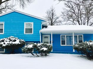 352 Bates St, Waterloo, IA 50703