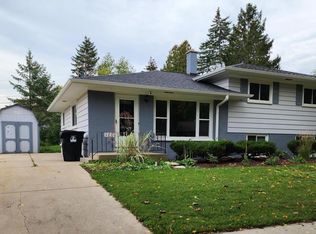 1206 N Osborne Blvd, Racine, WI 53405