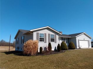 9643 Tallmadge Rd, Diamond, OH 44412