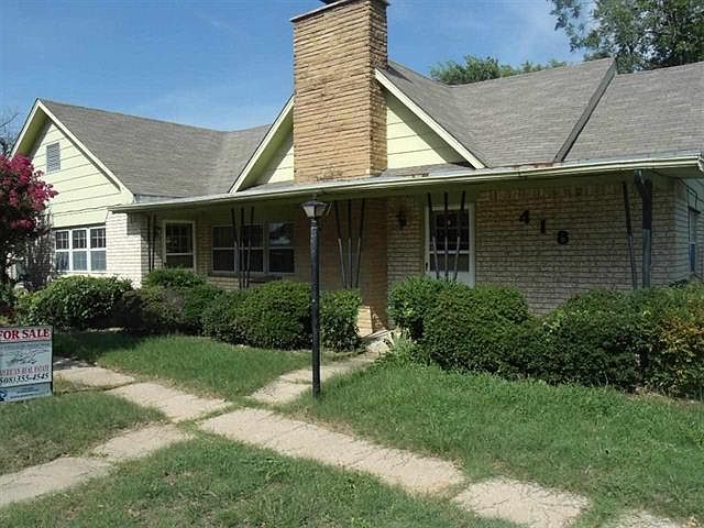 2nd image of 418 S 5th St