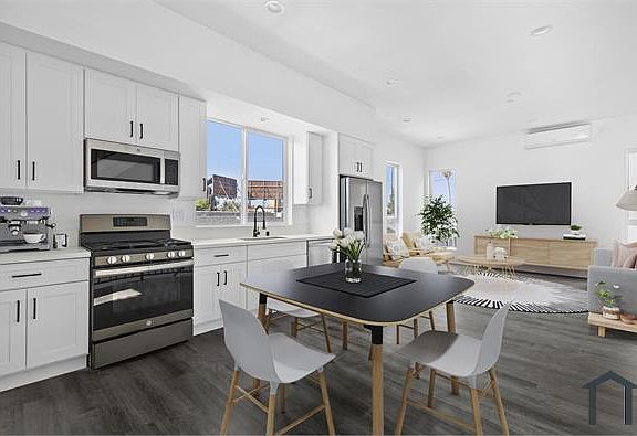 4th image of 3987 Dalton Ave #2