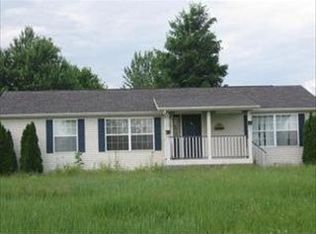 7321 Highland Dr, Delton, MI 49046