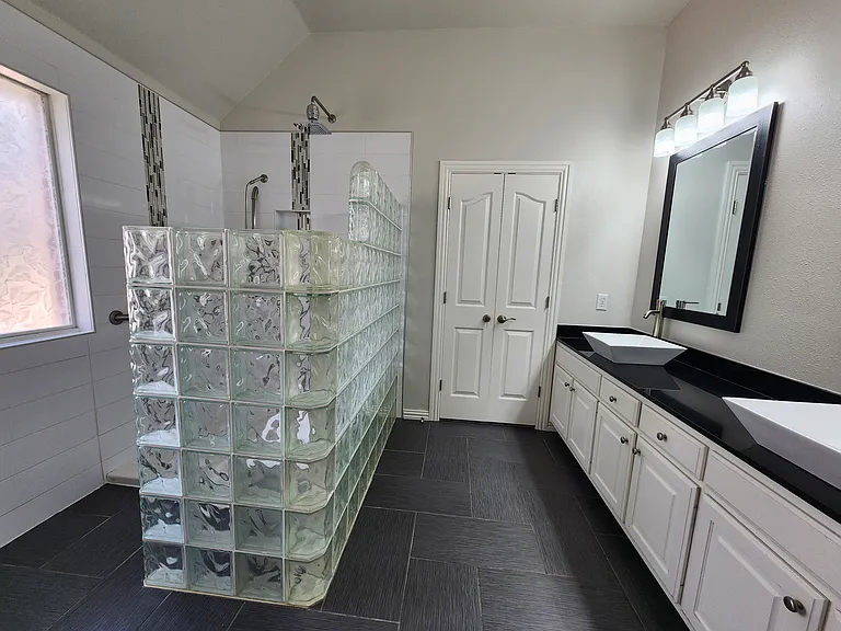 1808 Hidden Brook Trl — Photo 11