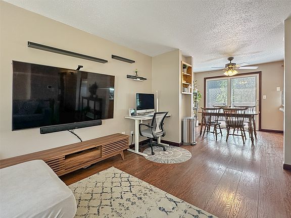4th image of 2255 Delphos Dr