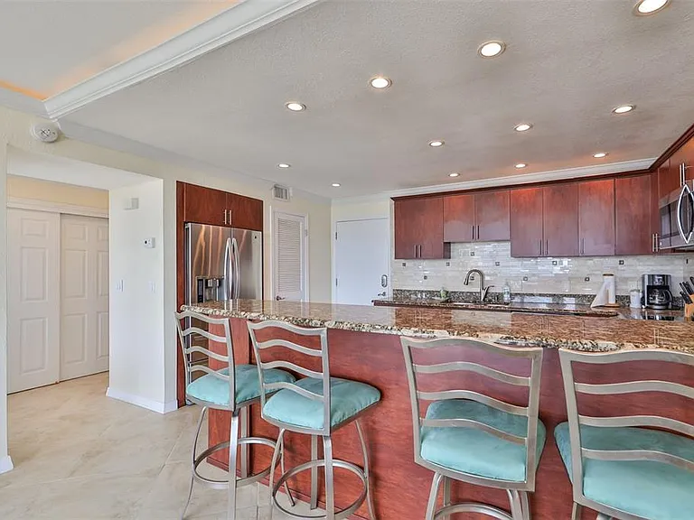 5396 Gulf Blvd #701 — Photo 11