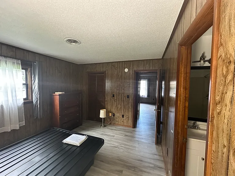 115 Spruce Ln — Photo 23