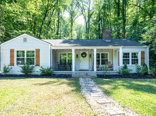 2800 Woodson Dr, Knoxville, TN 37920