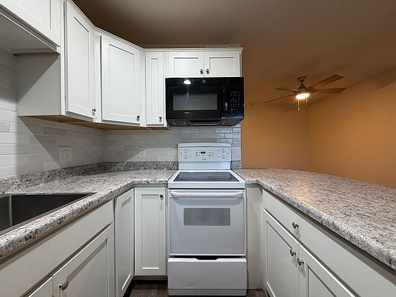 5th image of 1859 E Broadway Rd APT 16