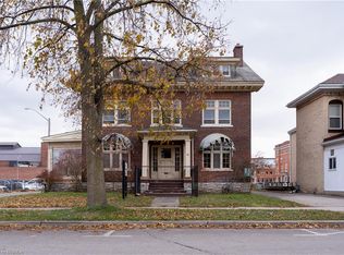41 Wellington St, Brantford, ON