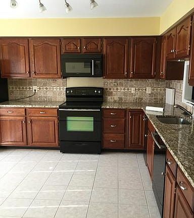 3rd image of 280 Gretna Green Ct #46