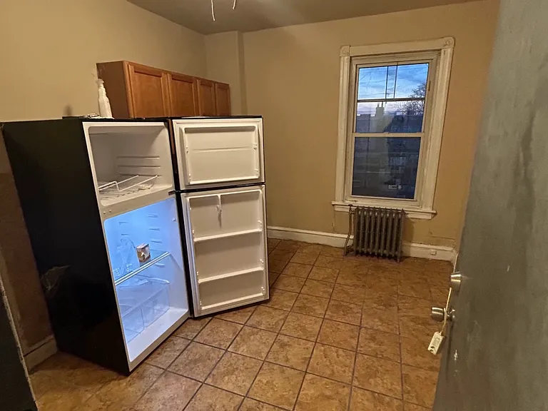 161 W Olney Ave — Photo 7