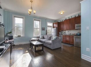 32-23 38th St #1, Astoria, NY 11103