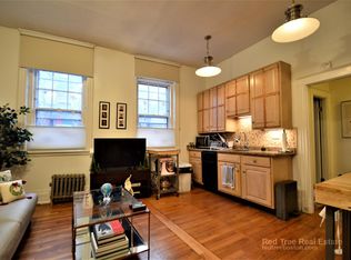 66 Phillips St #1A, Boston, MA 02114
