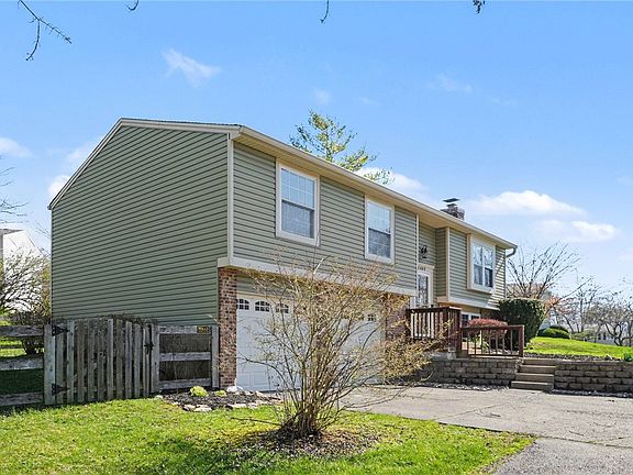 2nd image of 8409 Winding Trail Pl