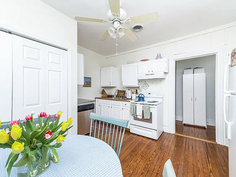 3203 Parkwood Avenue Richmond Va. 23221 — Photo 9