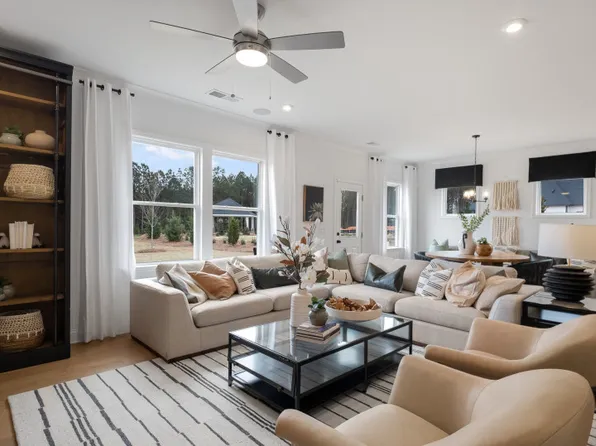 817 Oleander Ct, McDonough, GA 30253