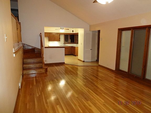 3rd image of 8745 N Oriole Ave