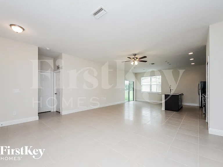 510 Magpie Ln — Photo 6