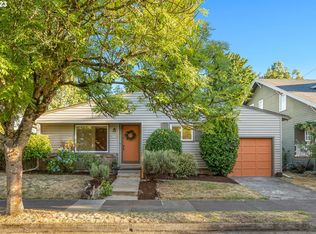 4532 SE Center St, Portland, OR 97206