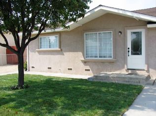4665 E Hibiscus Rd, Stockton, CA 95212