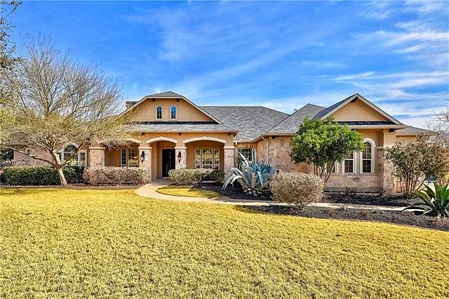 1st image of 6109 Laguna Cliff Ln