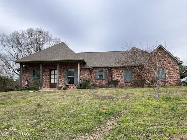 132 Sharon Rd, Canton, MS 39046