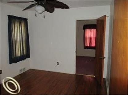 3rd image of 785 White Ave