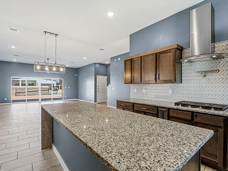 2300 Sammy Cervantes St — Photo 13