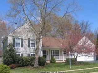 13710 Northbourne Dr, Centreville, VA 20120