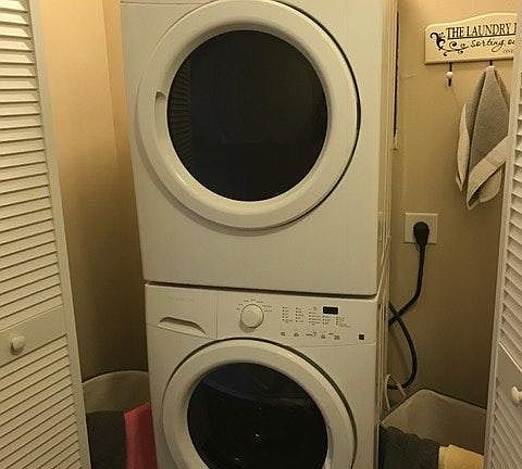Full size washer & dryer