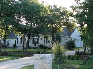 239 Maple Leaf, Elgin, TX 78621