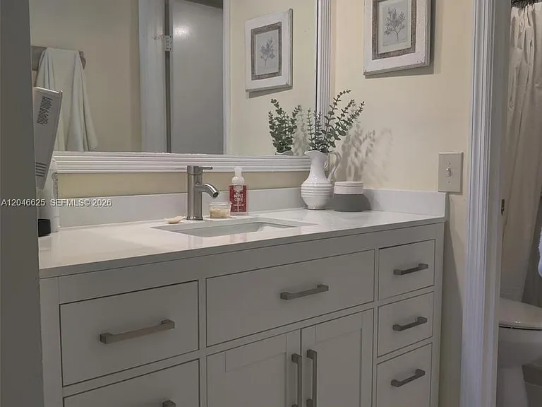 300 E Club Cir #108 — Photo 13