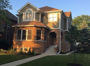 926 S Vine Ave, Park Ridge, IL 60068