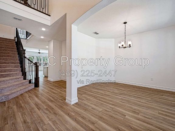 3rd image of 1837 Whispering Pines Dr