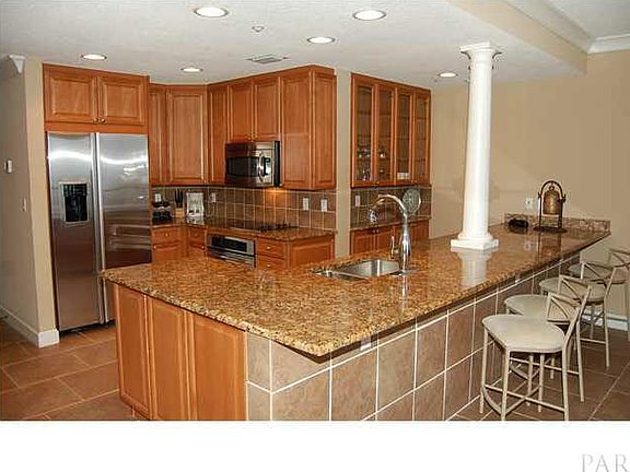 3rd image of 18 Via Deluna Dr #1103