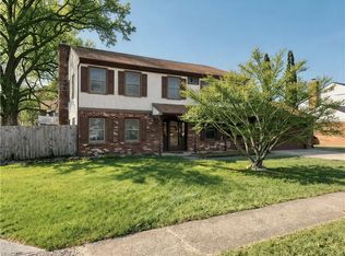 251 S Parliament Dr, Virginia Beach, VA 23462