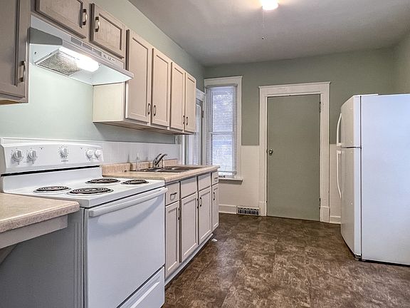 3rd image of 1111 N 4th St #1