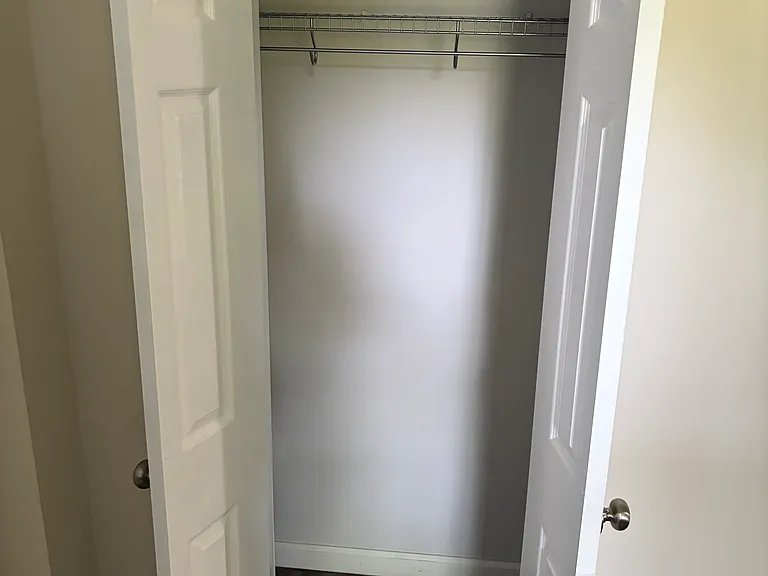 2111 Lawn Ave #9 — Photo 12