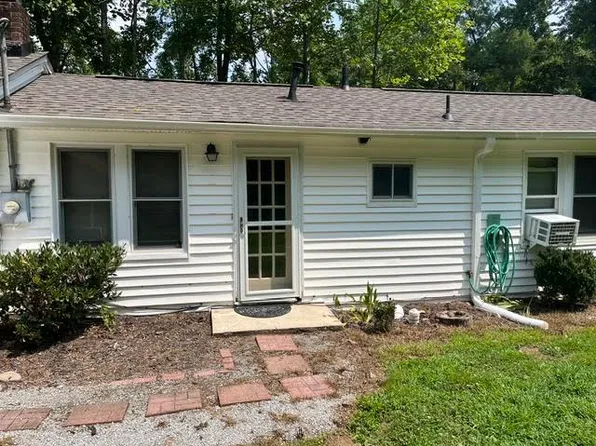 314 Jordan St, Hendersonville, NC 28739