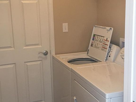 4th image of 100 Ann Marie Dr