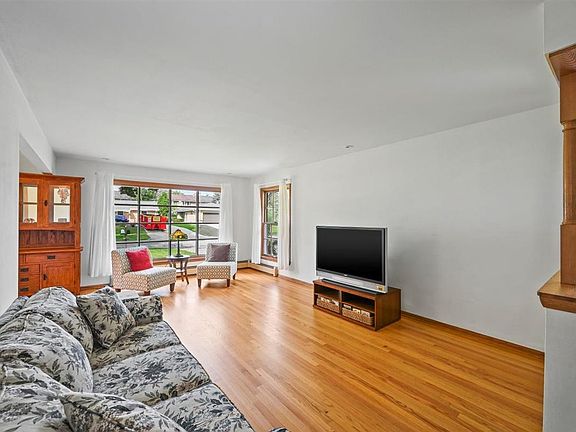 3rd image of 3024 N 122nd St