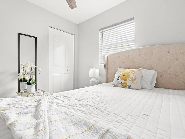 Oak Village Dr — Photo 3
