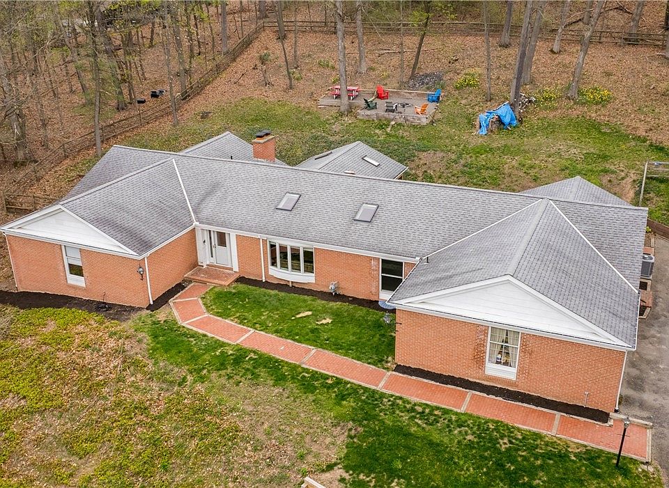 1st image of 507 Buttermilk Ln