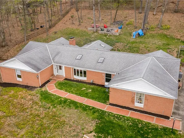 507 Buttermilk Ln, Bradfordwoods, PA 15015