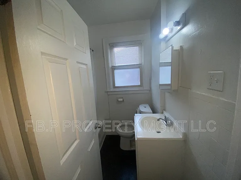 3831 Waverly St #2 — Photo 5