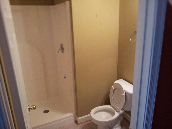 2nd image of 1512 Laurel Wood Way