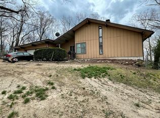 4744 Cliff Forest Dr, Pacific, MO