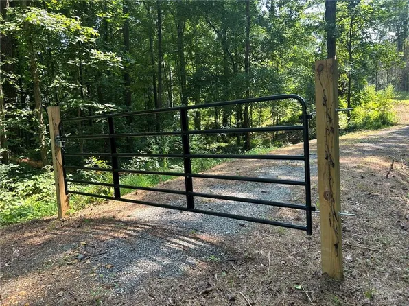 38 Stamp Creek Rd NE #3, White, GA 30184
